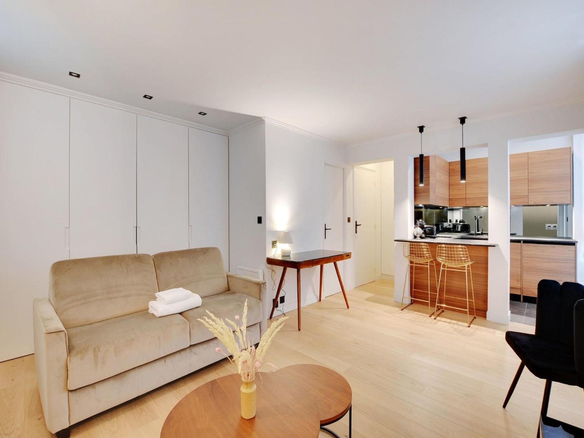 Cozy 2p - Champ De Mars Military School Holiday home *